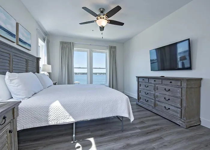 Black Tie Escape 5 Bedroom Lockout *