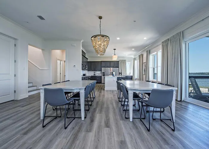 Black Tie Escape 5 Bedroom Lockout *